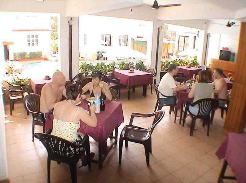 Ticlo Resorts Calangute Bagian luar foto